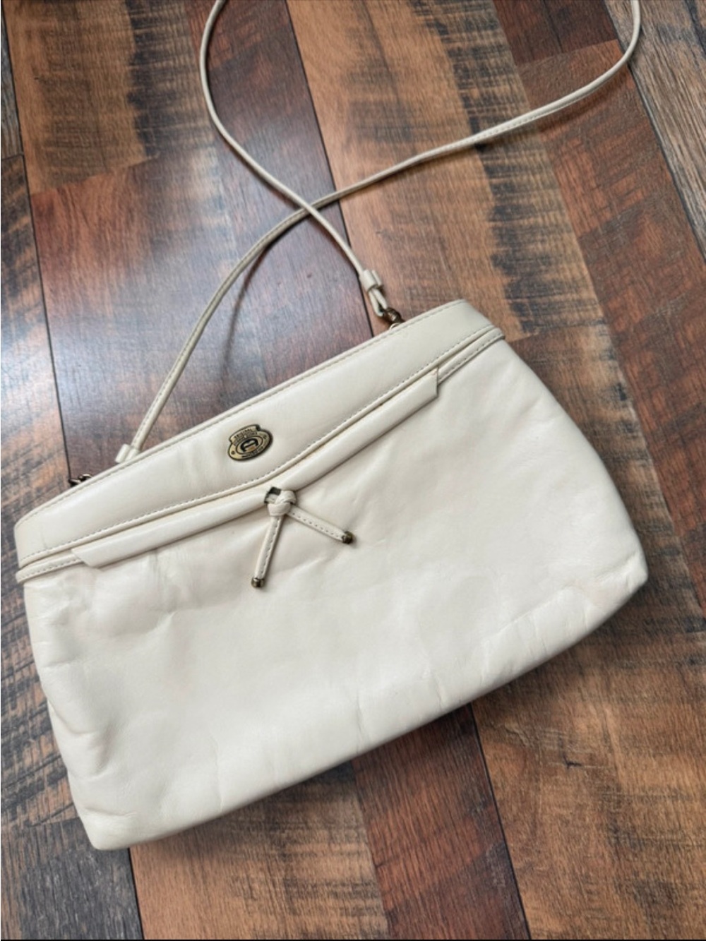 Vintage Etienne Aigner Cream Leather Shoulder Bag